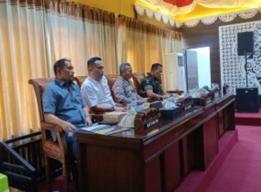 Foto Bupati Marhaen dan DPRD Nganjuk Sepakati Perubahan Pajak